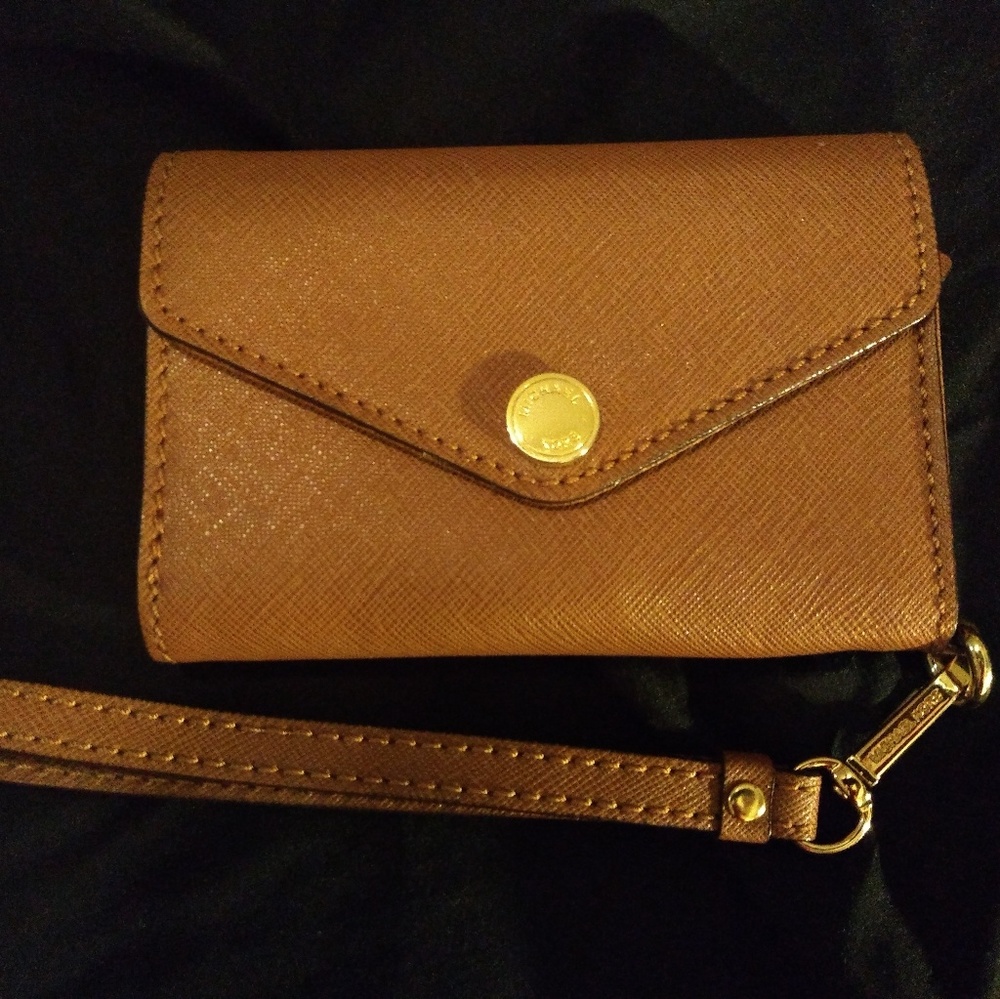 Small Michael Kors wallet for iPhone 4